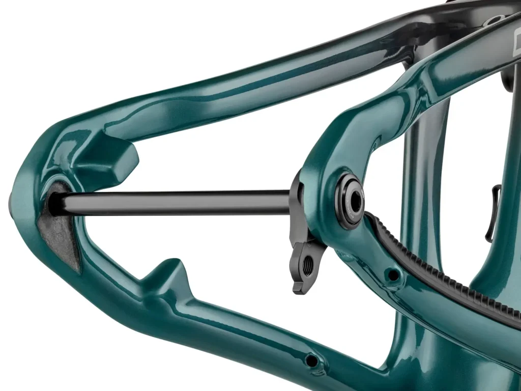 09-25---RKT-9-RDO-Frame-Studio---61-Edit