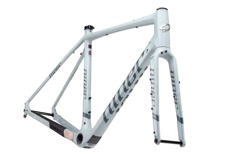 RLT 9 RDO - SRAM APEX XPLR 4